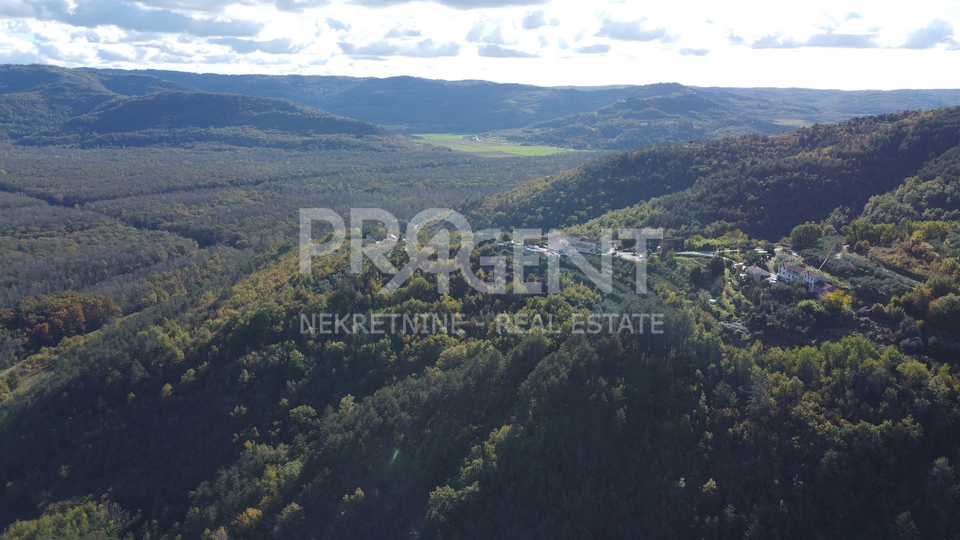 Land, 2267 m2, For Sale, Oprtalj - Ipši