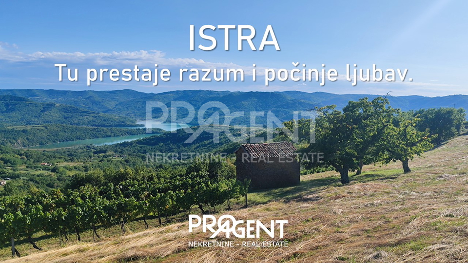 ISTRIA, GROZNJAN, STONE HOUSE FOR ADAPTATION, FOR SALE