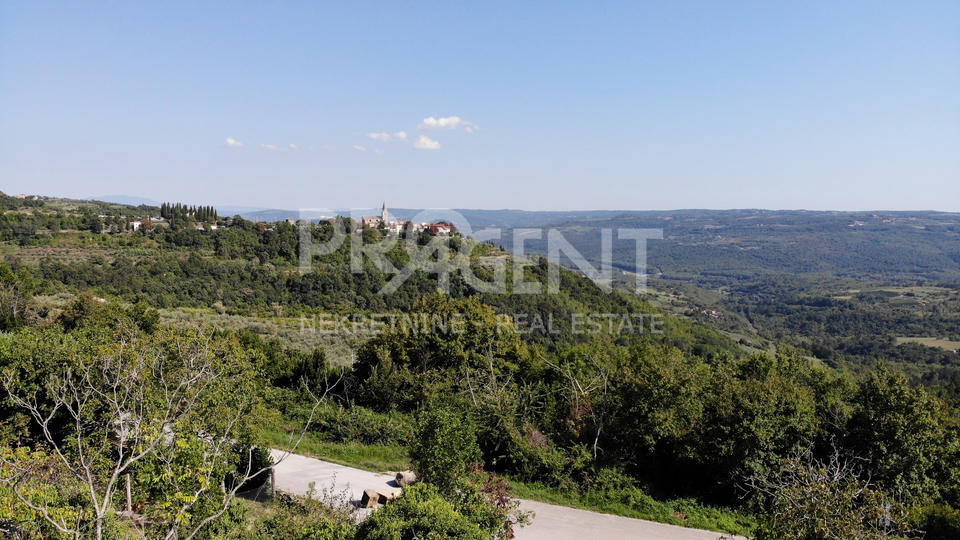 ISTRIA, GROZNJAN, STONE HOUSE FOR ADAPTATION, FOR SALE