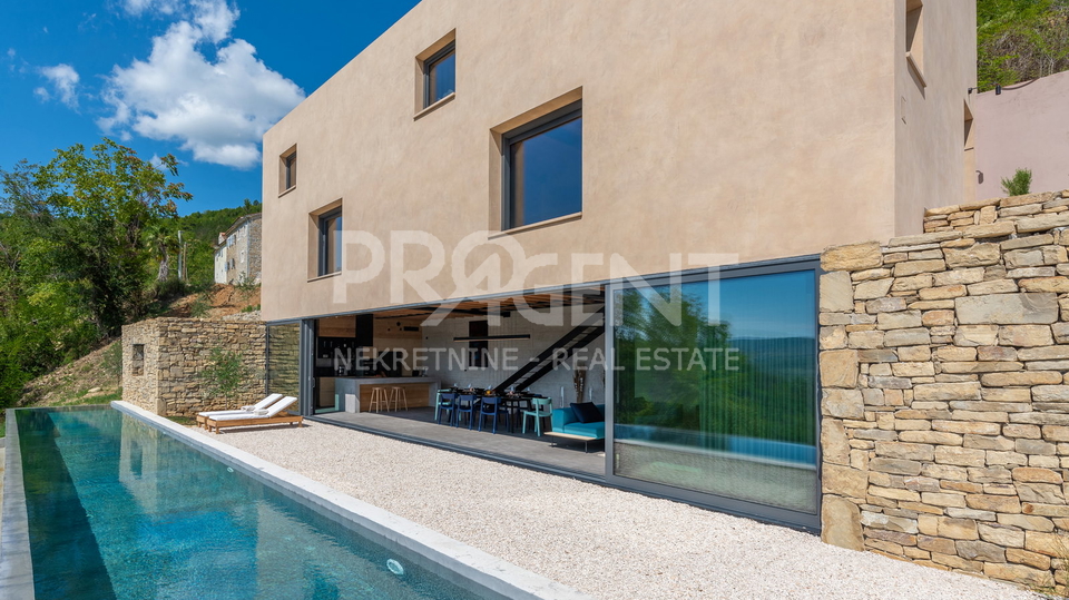 ISTRA, MOTOVUN, VILLA, ZU VERKAUFEN