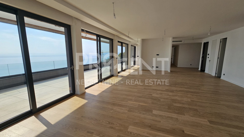 OPATIJA&comma; PENTHOUSE&comma; PRODAJE SE