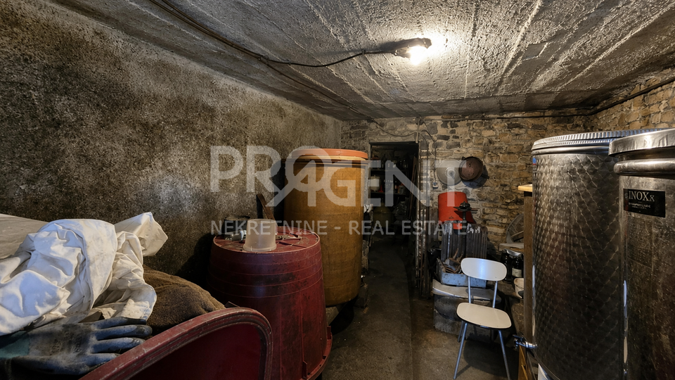 Apartment&comma; 163 m2&comma; For Sale&comma; Motovun