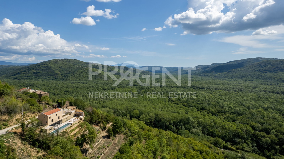 ISTRA, MOTOVUN, VILLA, ZU VERKAUFEN