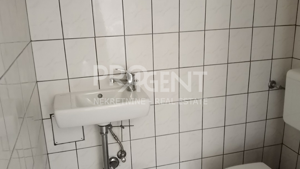 ISTRA&comma; BUZET&comma; POSLOVNI PROSTOR&comma; ZAKUP