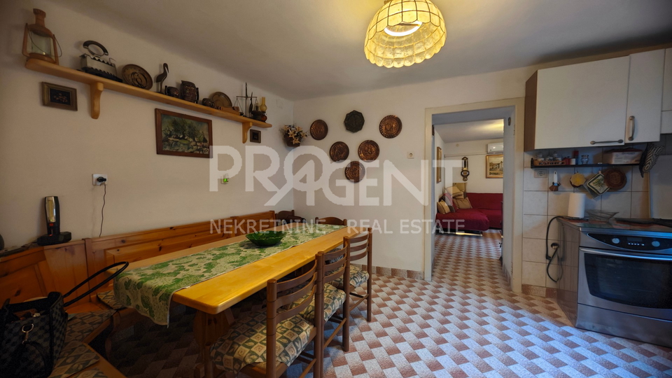 House, 170 m2, For Sale, Buzet - Roč