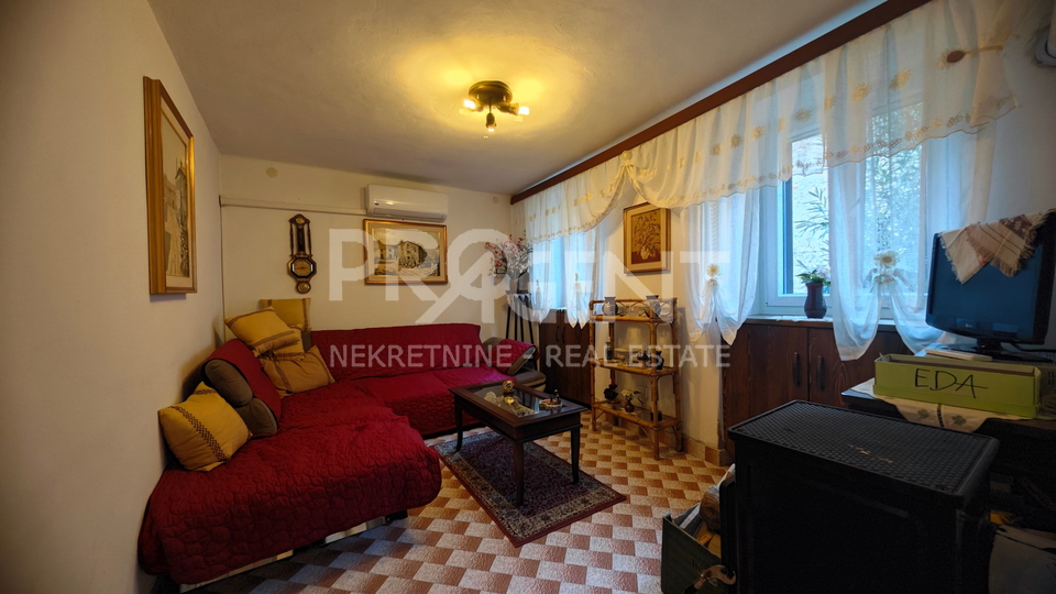 House, 170 m2, For Sale, Buzet - Roč