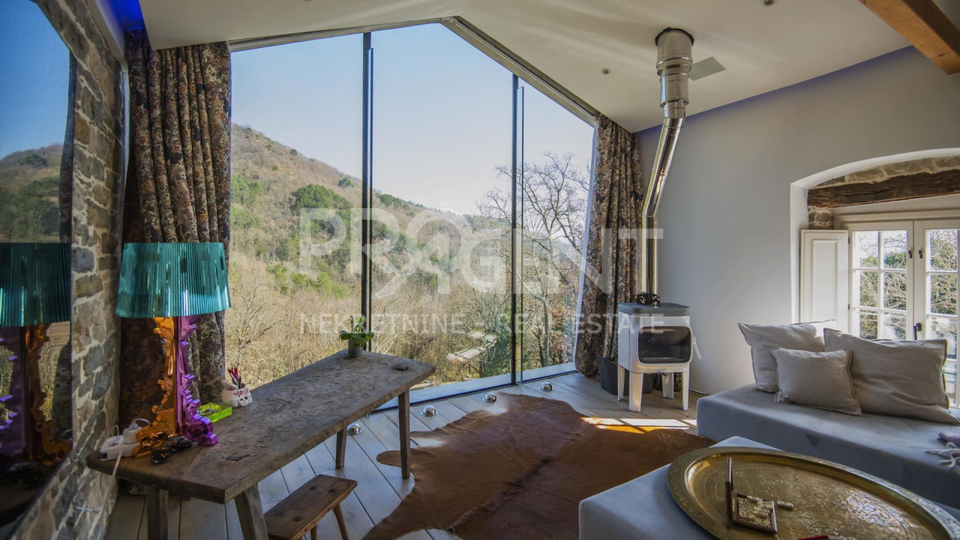 ISTRA, GROŽNJAN, KUĆA S BAZENOM, PRODAJE SE