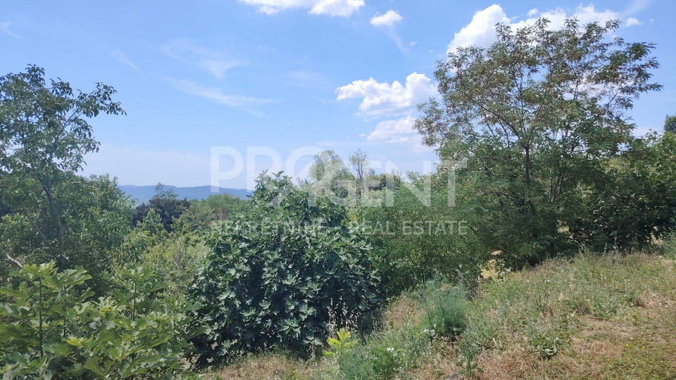 ISTRA, ROČ, BUILDING LAND, FOR SALE