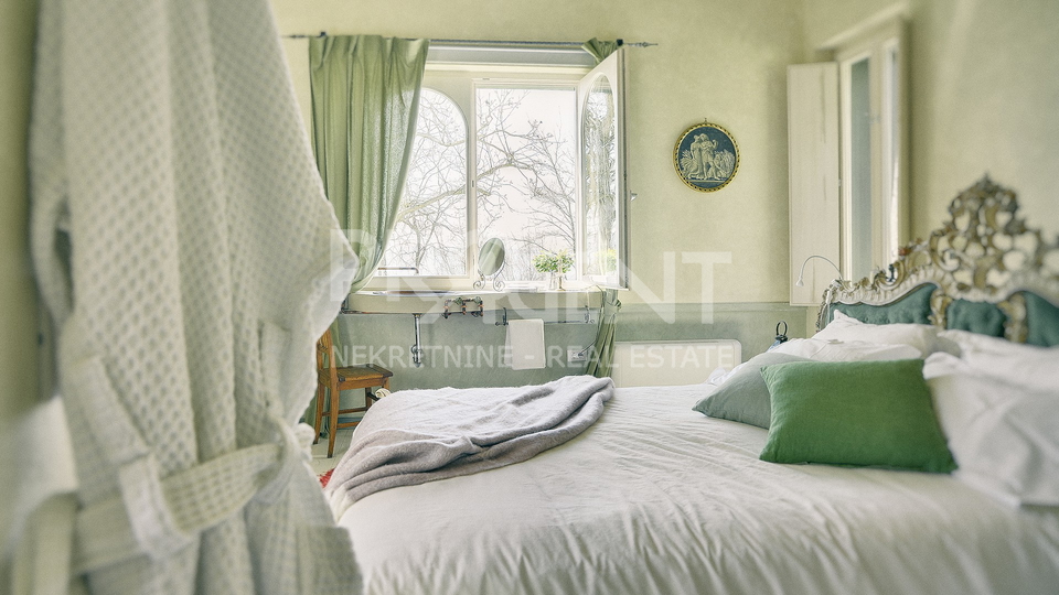 ISTRA, GROŽNJAN, KUĆA S BAZENOM, PRODAJE SE