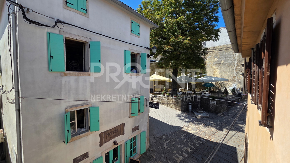 Apartment&comma; 163 m2&comma; For Sale&comma; Motovun
