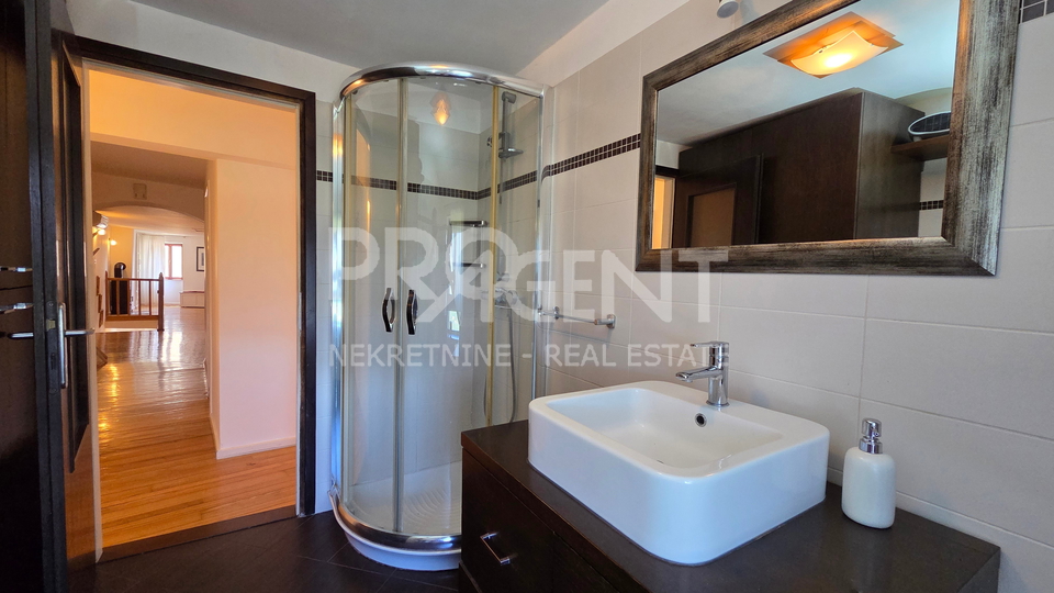 Apartment&comma; 163 m2&comma; For Sale&comma; Motovun