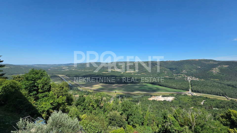 Apartment&comma; 163 m2&comma; For Sale&comma; Motovun