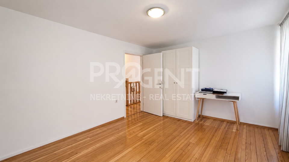 Apartment&comma; 163 m2&comma; For Sale&comma; Motovun