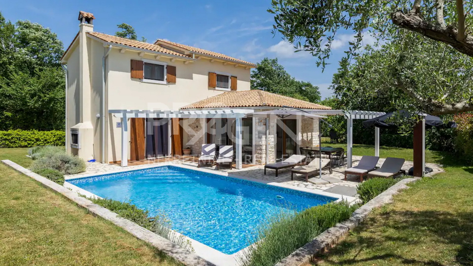 ISTRA&comma; BARBAN&comma; KU&Cacute;A S BAZENOM&comma; PRODAJE SE