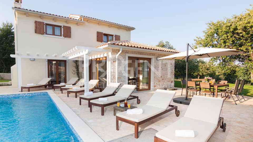 ISTRA&comma; BARBAN&comma; KU&Cacute;A S BAZENOM&comma; PRODAJE SE