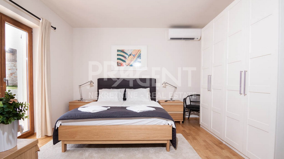 ISTRA&comma; BARBAN&comma; KU&Cacute;A S BAZENOM&comma; PRODAJE SE