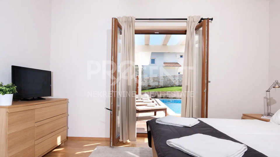 ISTRA&comma; BARBAN&comma; KU&Cacute;A S BAZENOM&comma; PRODAJE SE