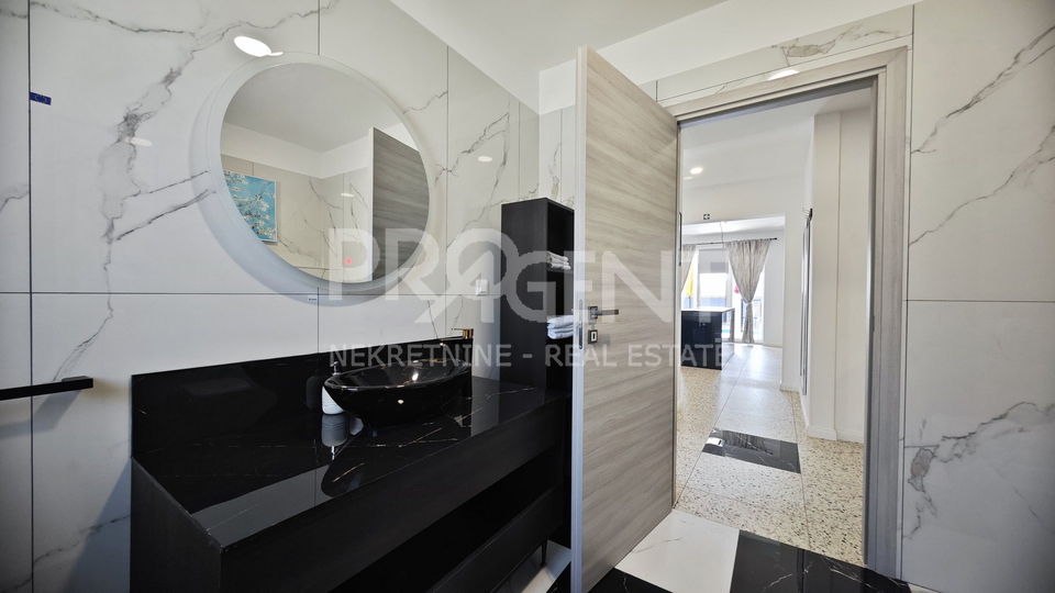 HOUSE WITH A POOL, BUZET, FOR SALE