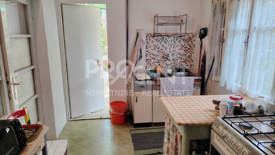 STARA KUĆA, LUPOGLAV, PRODAJE SE
