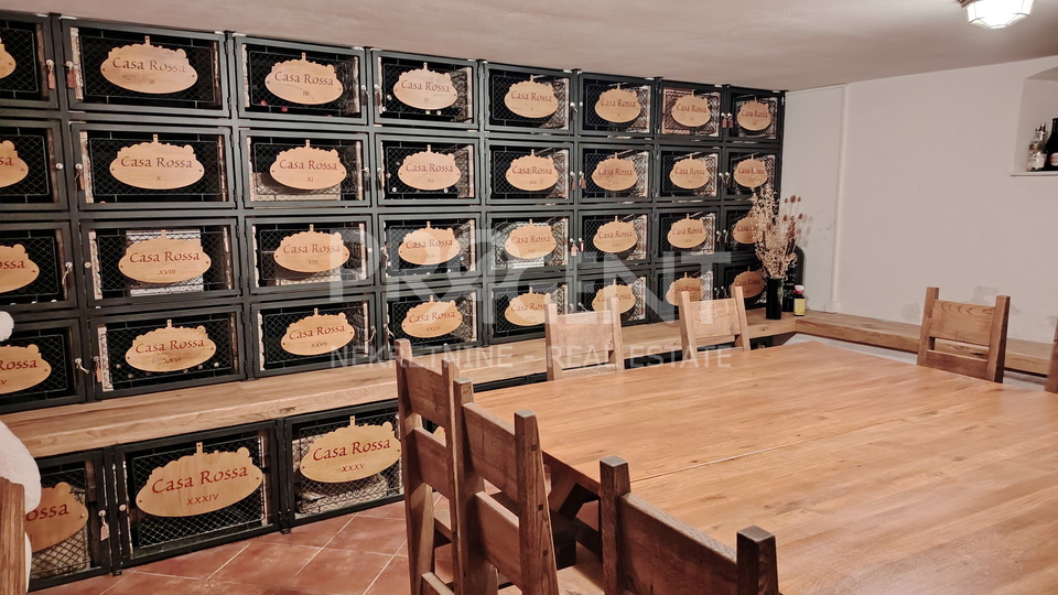 MOTOVUN, ОТЕЛЬ, CASA ROSSA + СТРОИТЕЛЬНЫЙ УЧАСТОК, ПРОДАЁТСЯ