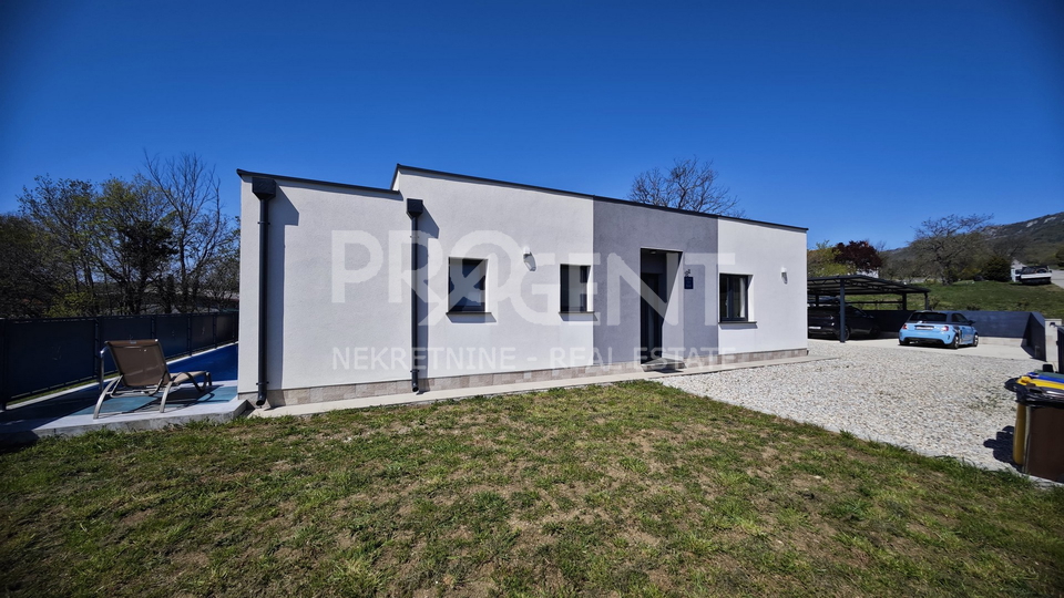HOUSE WITH A POOL, BUZET, FOR SALE