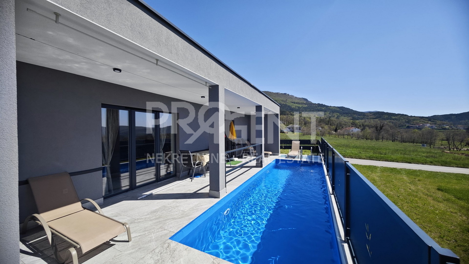 HOUSE WITH A POOL, BUZET, FOR SALE