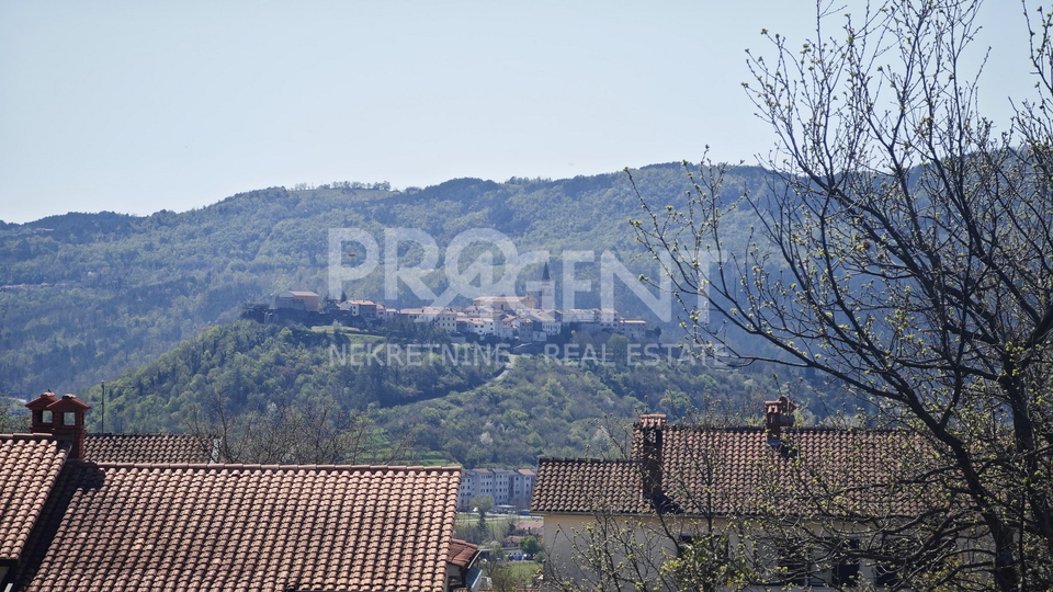 HOUSE WITH A POOL, BUZET, FOR SALE