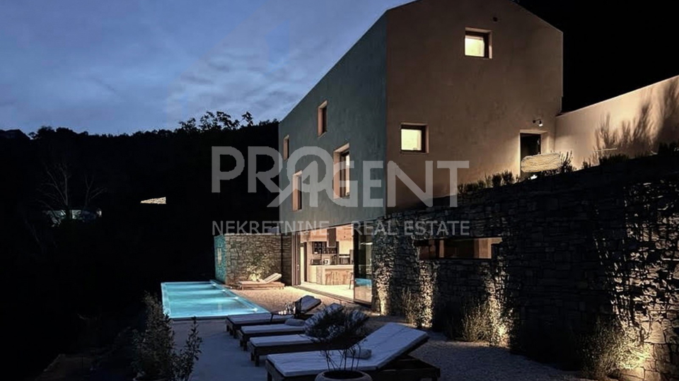ISTRA, MOTOVUN, VILLA, ZU VERKAUFEN