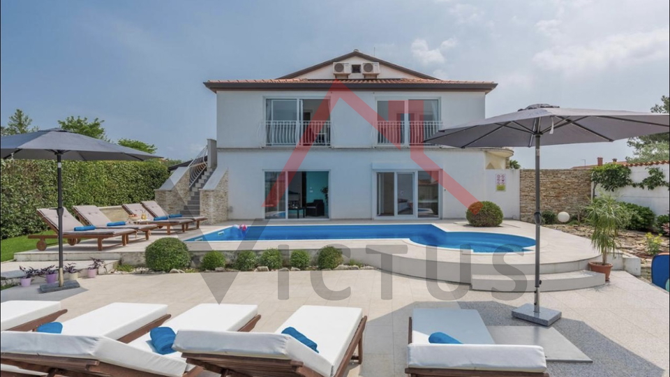 ROVINJ - villa with pool and large garden