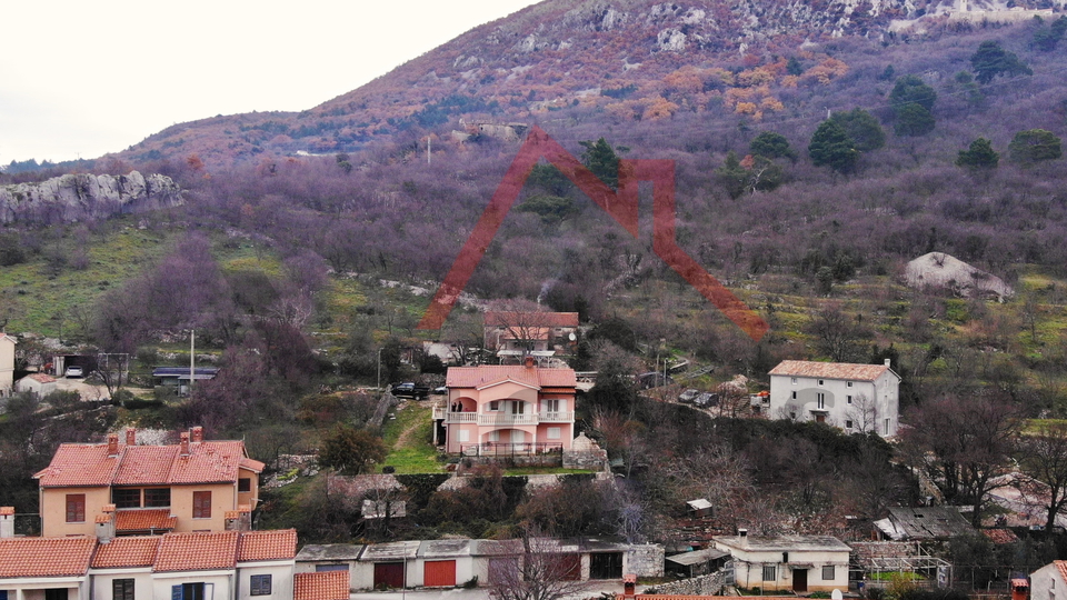 PLOMIN LUKA - casa familiare in riva al mare con vista sulla baia