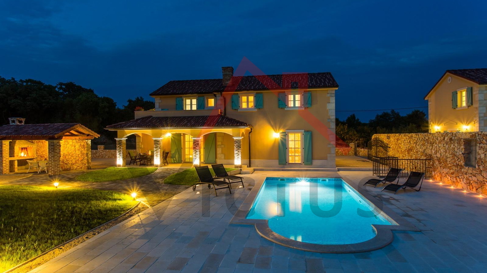 DOBRINJ, KRAS - two Mediterranean villas surrounded by greenery