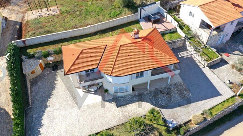 DRENJE - casa bifamiliare con vista mare