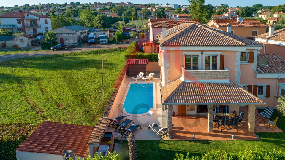 POREČ, UMGEBUNG - Steinhaus mit Pool