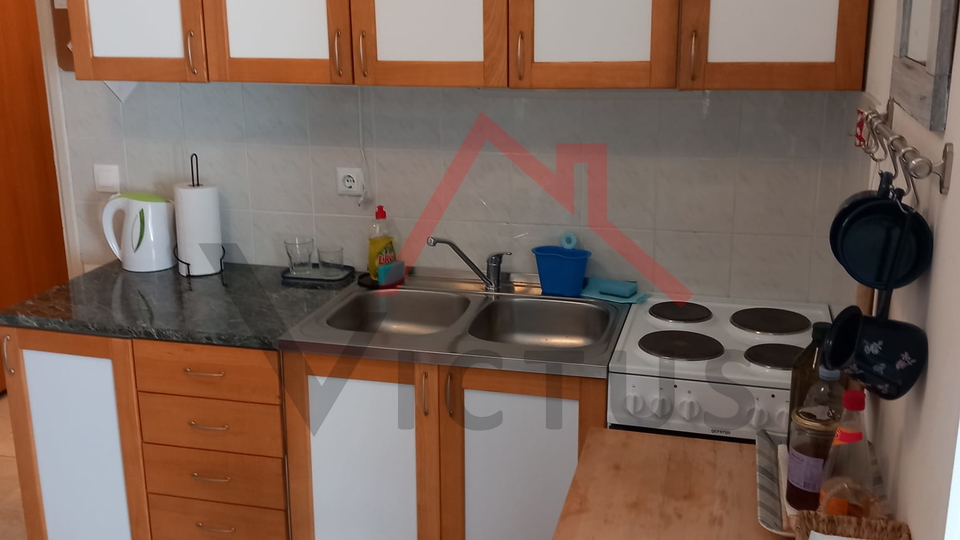 NOVI VINODOLSKI - 1 Zimmerwohnung mit Wohnzimmer, 50 m vom Meer, 34 m2