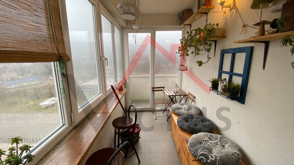 NOVI VINODOLSKI - 2 Schlafzimmer + Badezimmer, Wohnung mit freiem Blick auf die Stadt, 81 m2