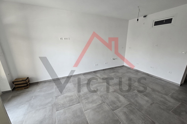 CRIKVENICA - 1 Schlafzimmer + Badezimmer, Wohnung im Erdgeschoss, 40 m2