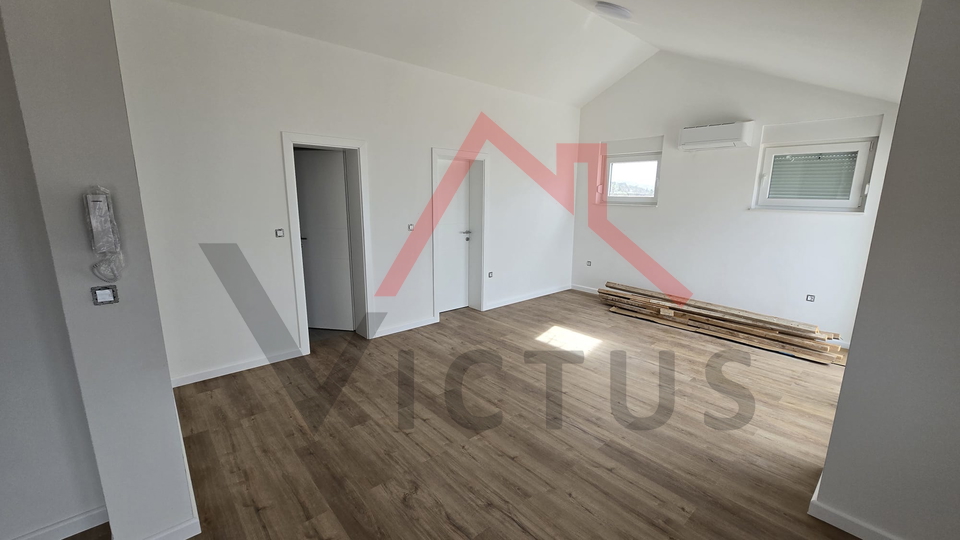 CRIKVENICA - 3 Schlafzimmer + Badezimmer, Wohnung in einem neuen Gebäude, 400 Meter vom Meer entfernt, 103 m2