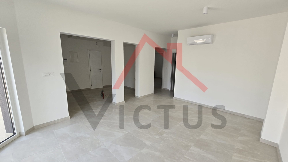 CRIKVENICA - 2 Schlafzimmer + Badezimmer, Erdgeschoss, 72 m2