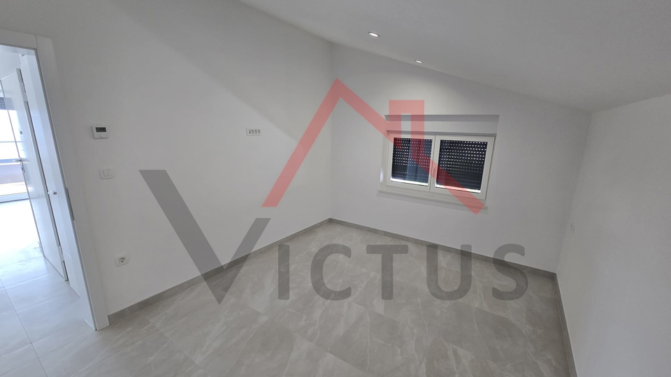 CRIKVENICA - 2-Zimmer-Wohnung, zweiter Stock, 70 m2