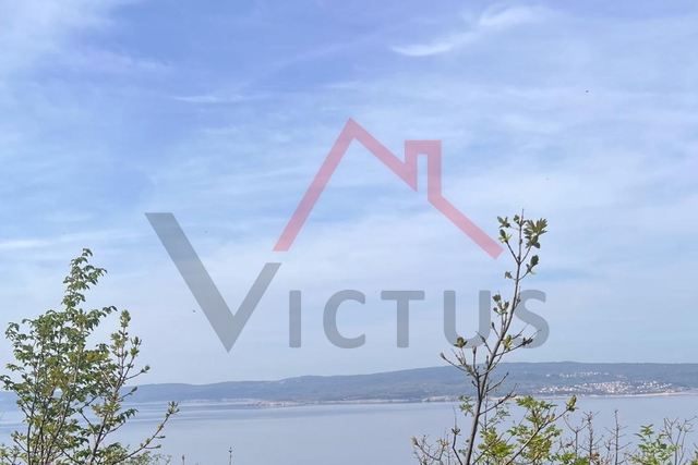 CRIKVENICA - Terreno edificabile con progetto e vista mare