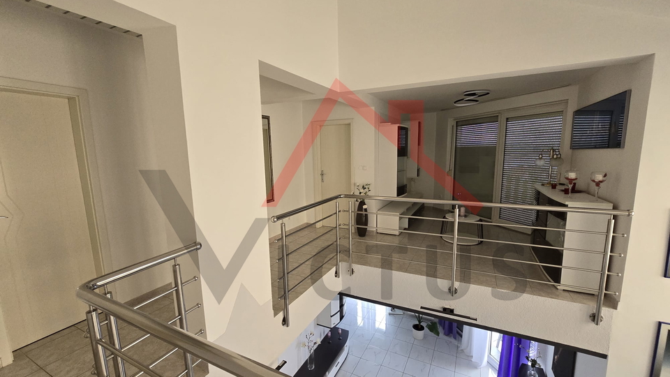 Casa, 250 m2, Vendita, Crikvenica