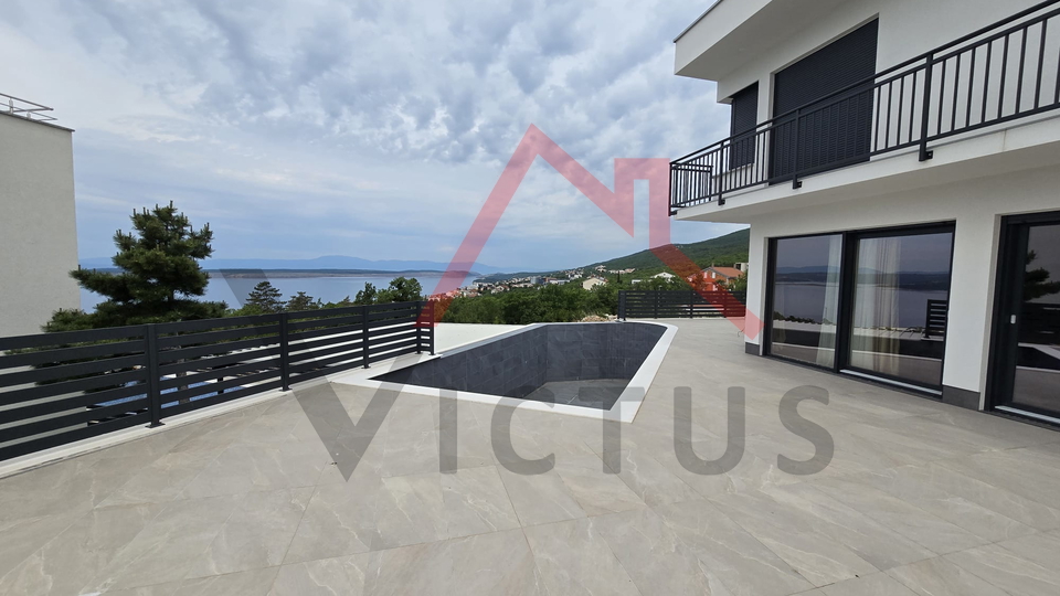 CRIKVENICA - Villa mit Pool und Garage, 215 m2