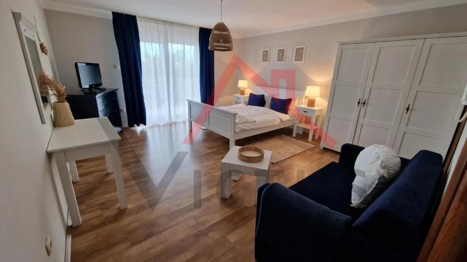 CRIKVENICA - 2 Schlafzimmer, Apartment mit Balkon und Meerblick, 101 m2