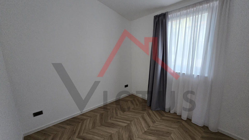 CRIKVENICA - 2 bedrooms, apartment in a new building near the sea, 80 m2