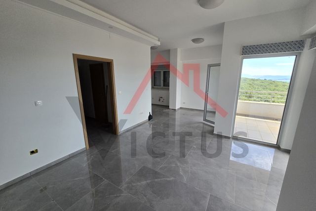 JADRANOVO - 2 camere da letto + bagno, appartamento con due posti auto e vista mare aperta, 73 m2