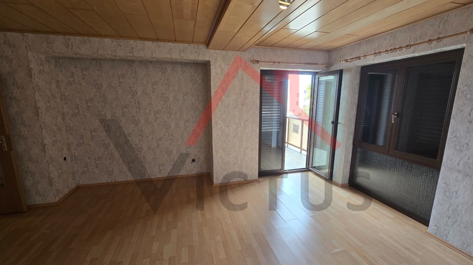 NOVI VINODOLSKI - Apartment in the city center, 66 m2