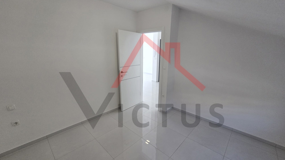 CRIKVENICA - Two-story apartment in a new building, 150 meters from the sea, 108 m2