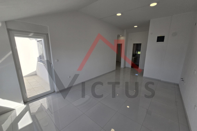 CRIKVENICA - Stan u novogradnji, 150 metara od mora, 60 m2