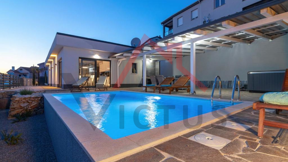 SELCE - Ku&cacute;a s bazenom i panoramskim pogledom na more