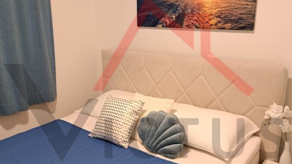 CRIKVENICA - 2S+DB, stan na prvom katu s terasom, 59 m2